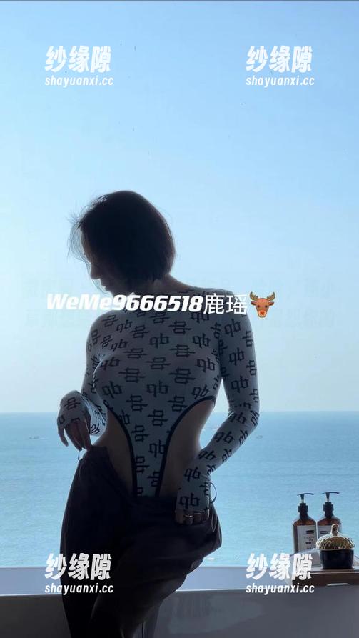 鹿瑶 微密圈 - 最新鹿瑶美足作品,哈哈,连小草都想给你的眼睛倒杯水!图片宽恕你的眼福
